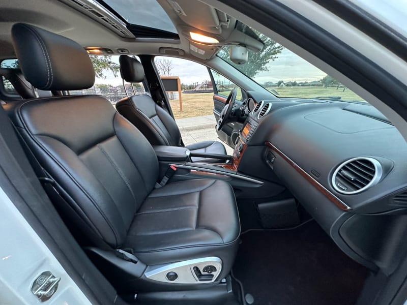 Mercedes-Benz GL-Class 2012 price $10,700