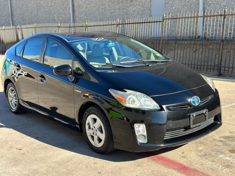 Toyota Prius 2011 price $7,700