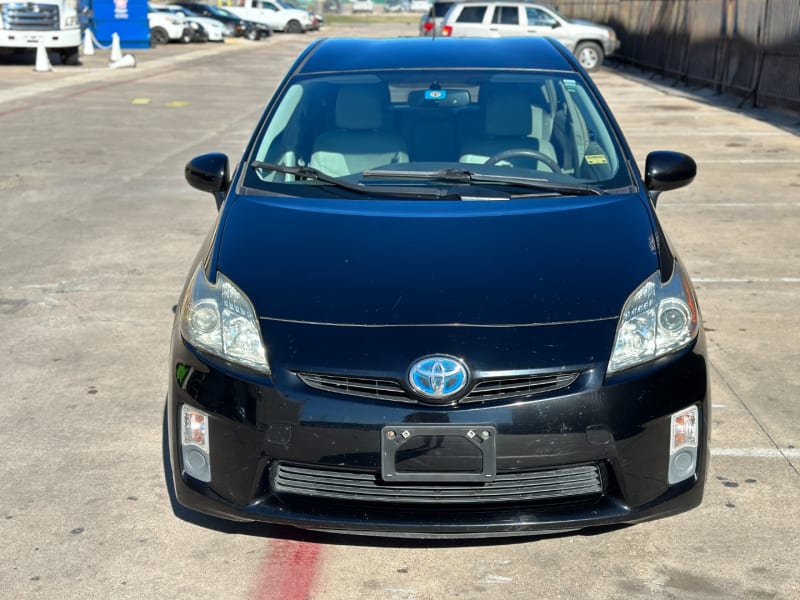 Toyota Prius 2011 price $7,700