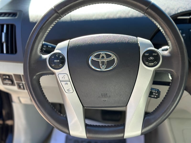 Toyota Prius 2011 price $7,700