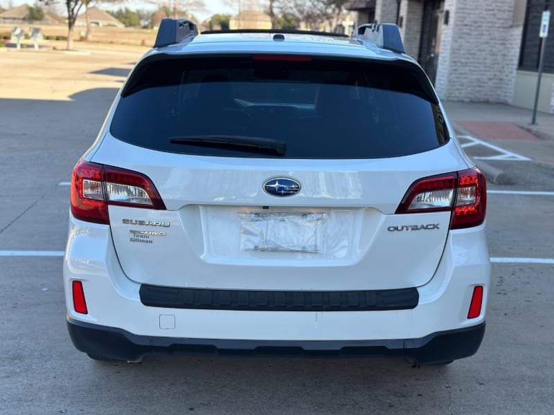 Subaru Outback 2015 price $10,380