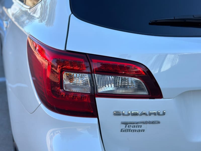 Subaru Outback 2015 price $10,380