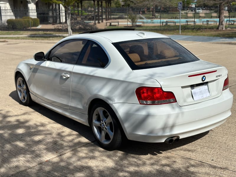 BMW 1-Series 2011 price $5,990