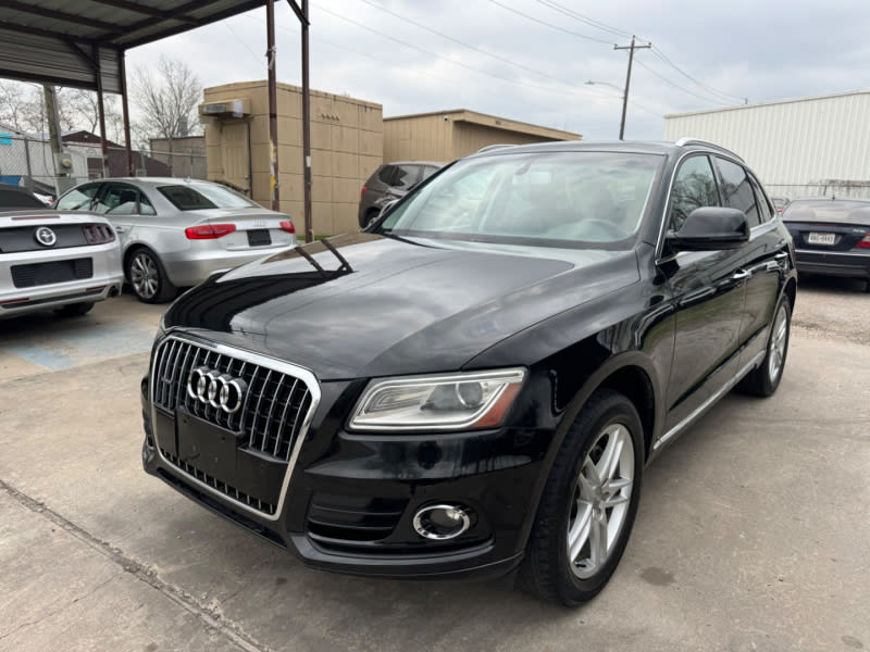 Audi Q5 2017 price $9,800