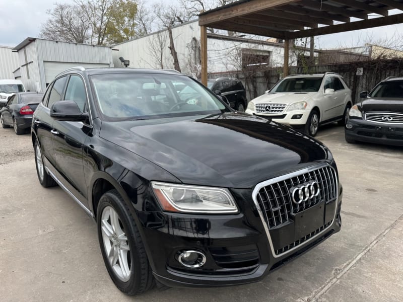 Audi Q5 2017 price $9,800