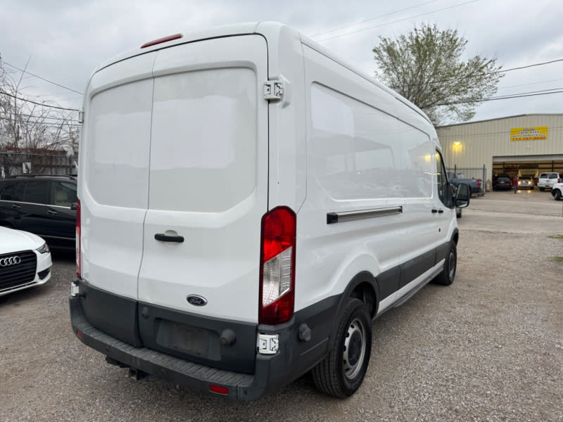 Ford Transit Cargo Van 2016 price $18,500