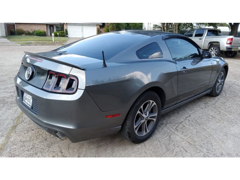 Ford Mustang 2014 price $1,700 Down