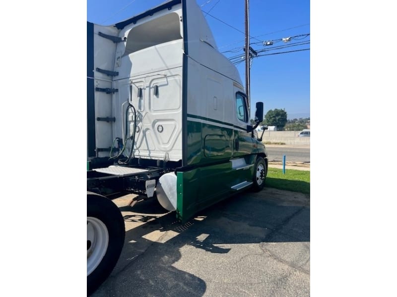 Freightliner CASCADIA 125 2019 price $28,900