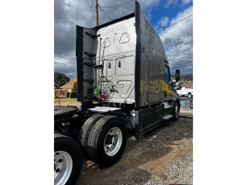 Freightliner Cascadia 2019 price $47,900