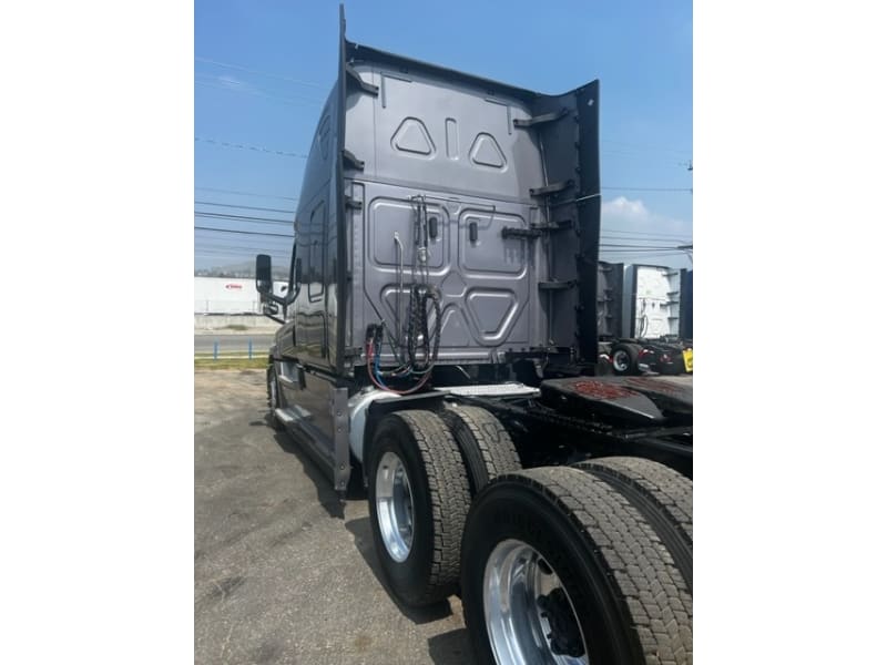 Freightliner CASCADIA 126 2020 price $57,900