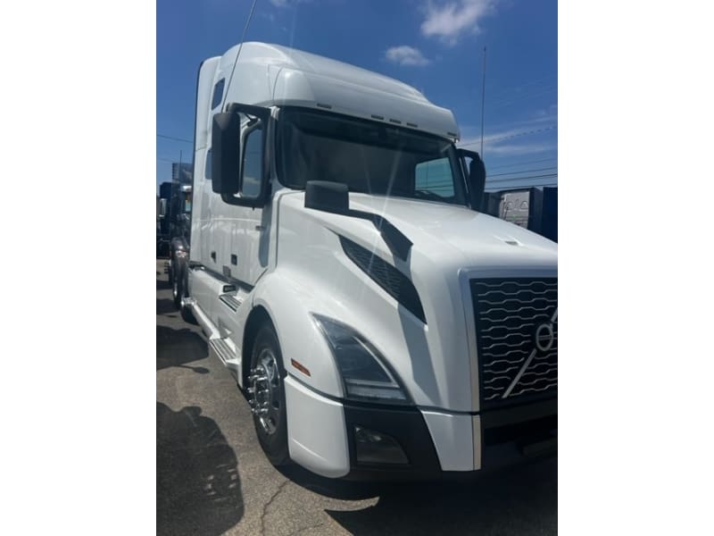 Volvo VNL760 2020 price $52,900