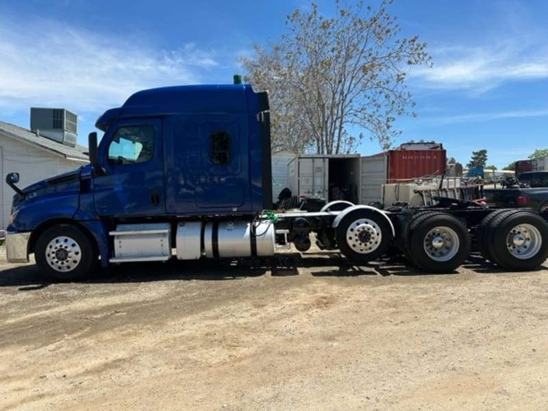 Freightliner Cascadia 2020 price $77,900