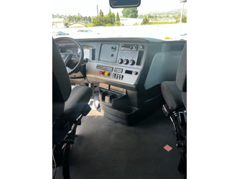 Freightliner Cascadia 2020 price $59,900