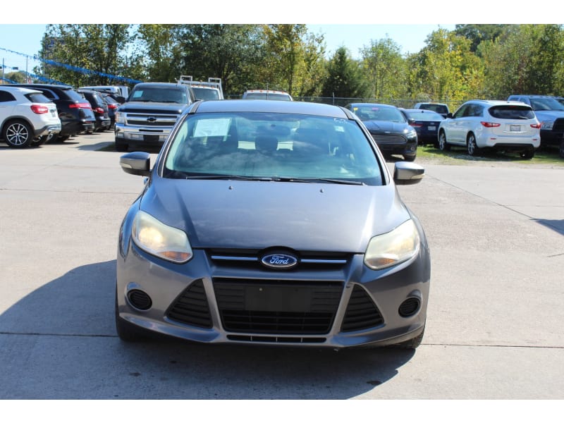 Ford Focus 2013 price $2,000 Down