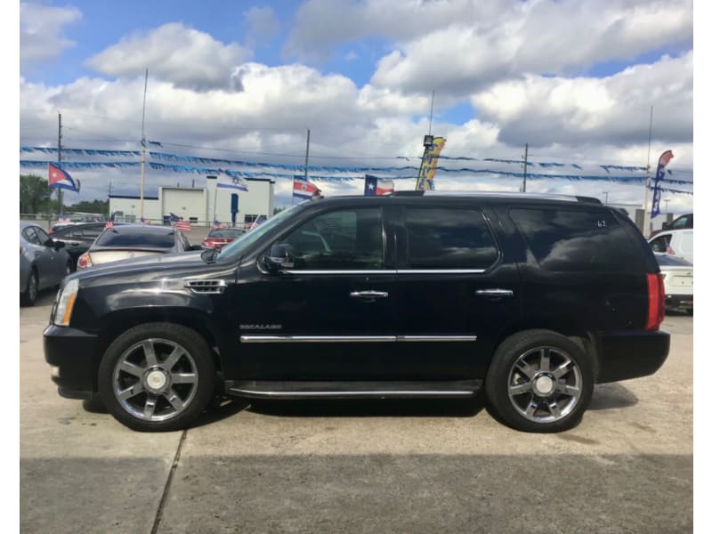 Cadillac Escalade 2012 price $3,000 Down