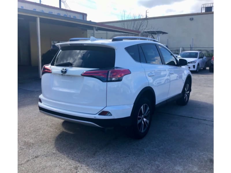 Toyota RAV4 2016 price $4,000 Down