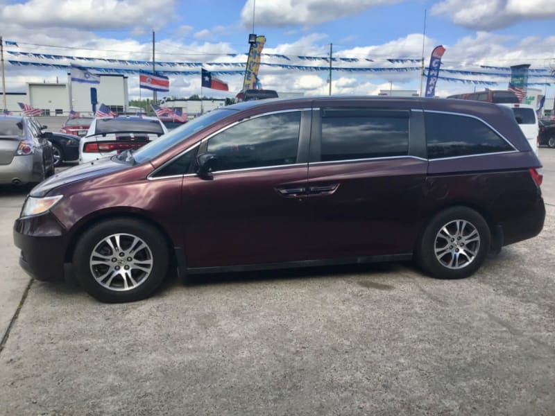 Honda Odyssey 2012 price $5,800 Cash