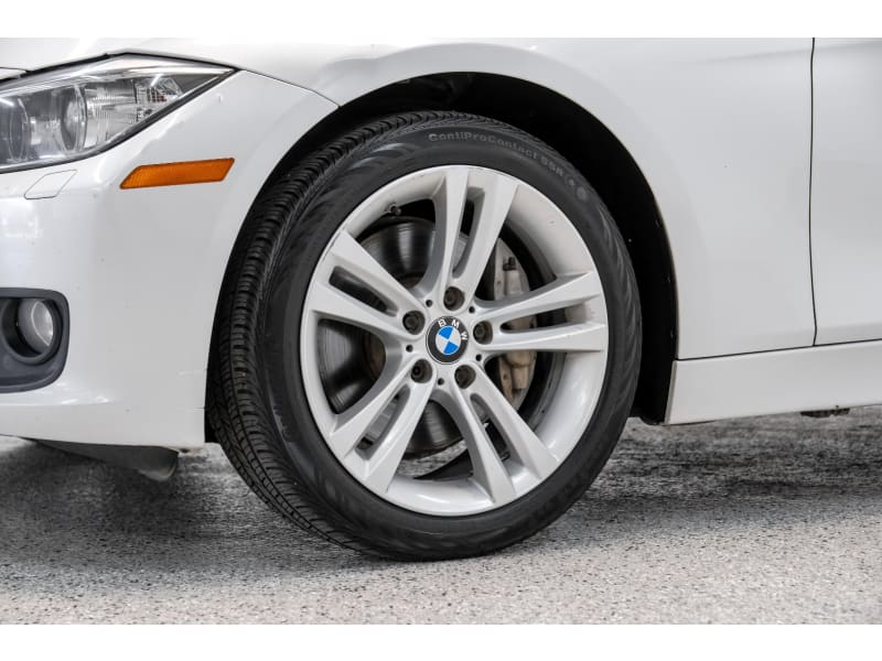 BMW 3-Series 2013 price $13,950