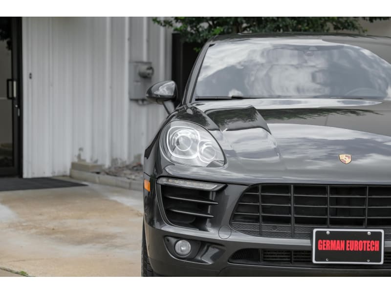 Porsche Macan 2017 price $24,950