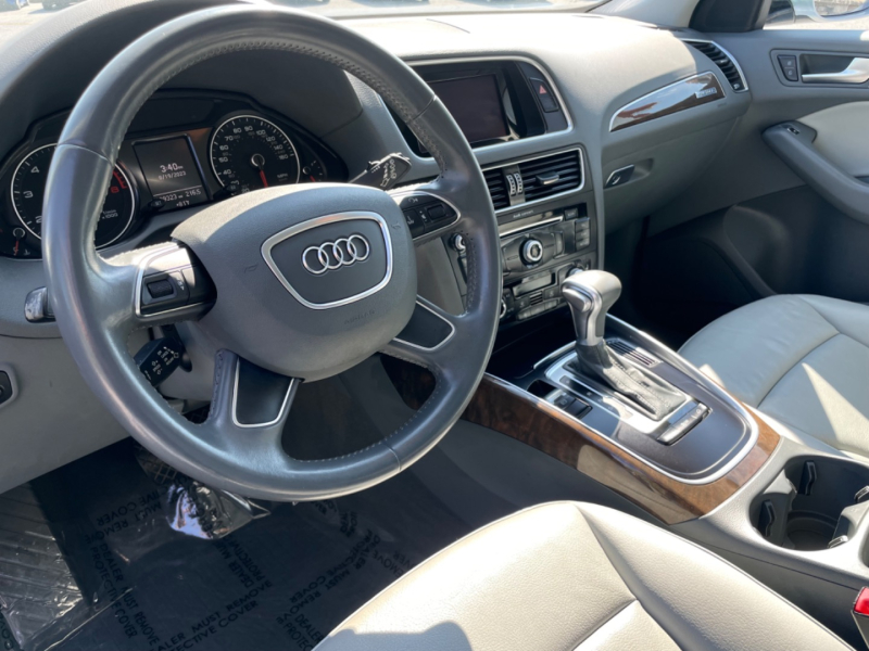 Audi Q5 2016 price $13,700