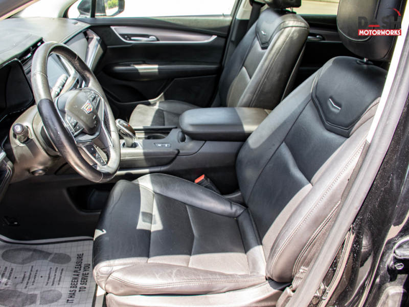 Cadillac XT5 Premium Luxury Navigation Panoramic Leather Bo 2018 price $17,500