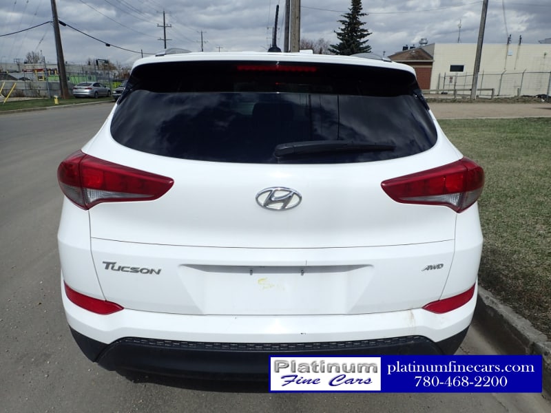 Hyundai Tucson 2017 price $15,995