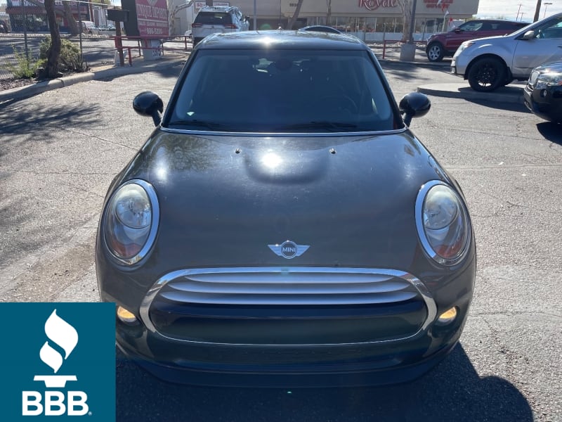 Mini Cooper Hardtop 4 Door 2015 price $8,990