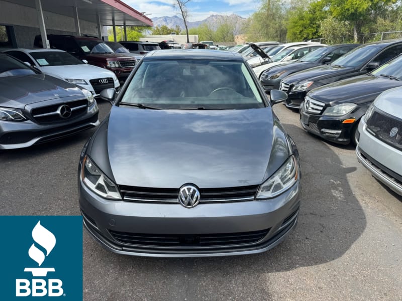 Volkswagen Golf 2017 price $9,999