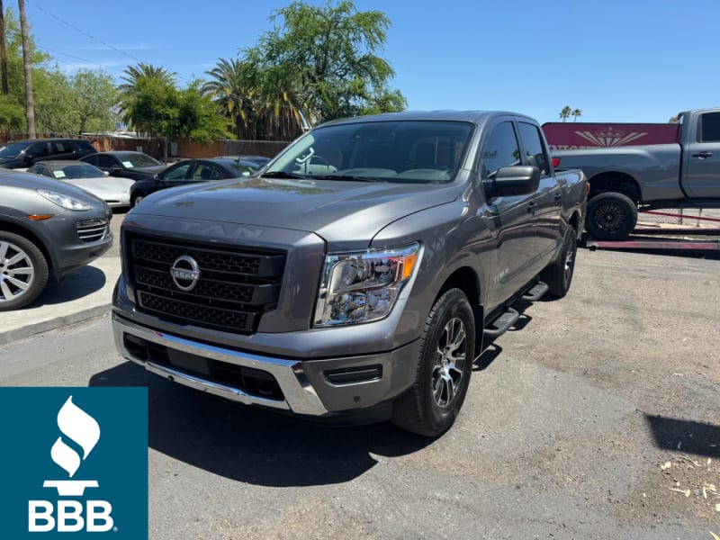 Nissan Titan 2023 price $40,990