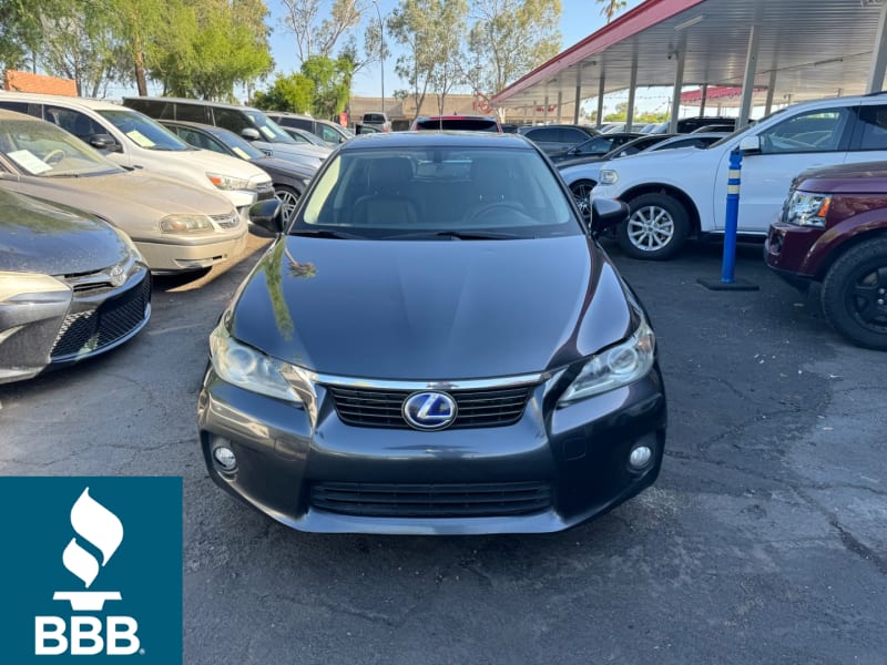 Lexus CT 200h 2011 price $8,350