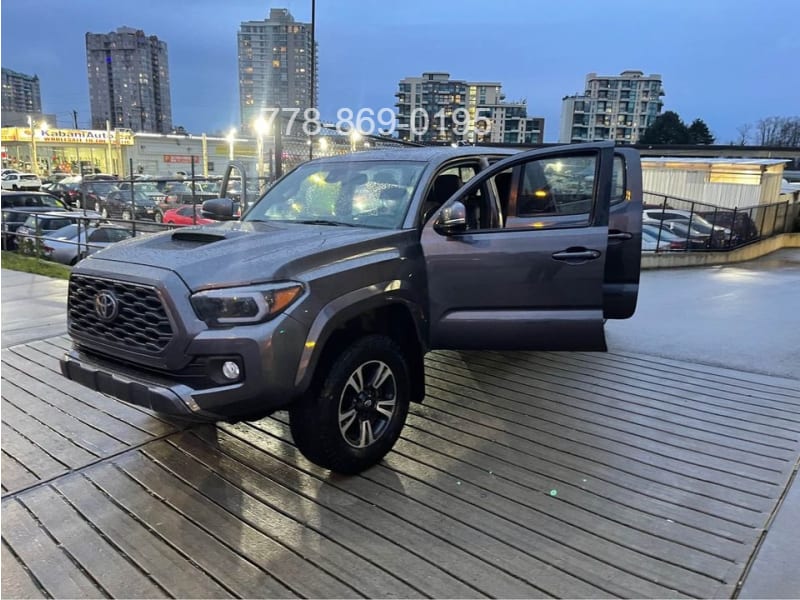 Toyota Tacoma 2019 price $1