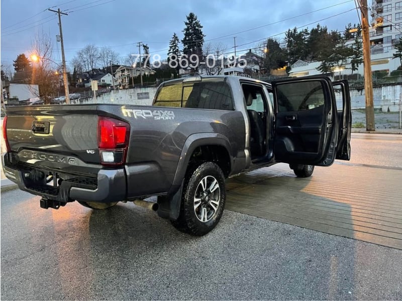 Toyota Tacoma 2019 price $1