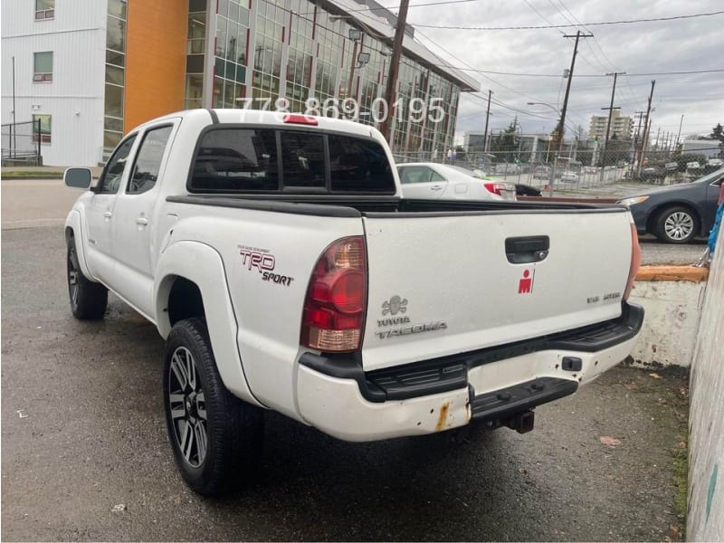 Toyota Tacoma 2006 price $9,990