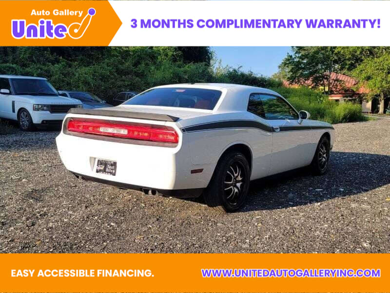 Dodge Challenger 2013 price $11,495