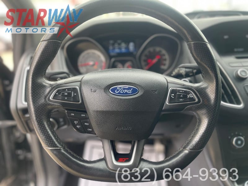 Ford Focus 2017 price $14,490