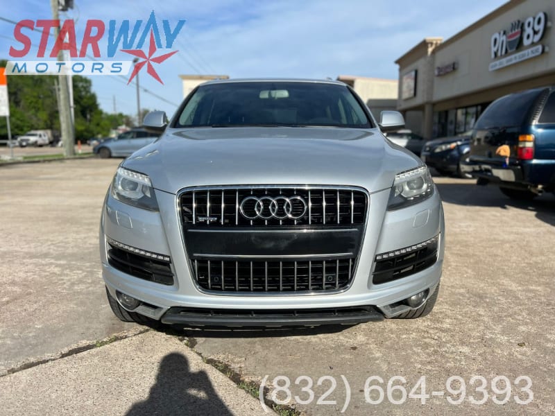 Audi Q7 2015 price $13,200