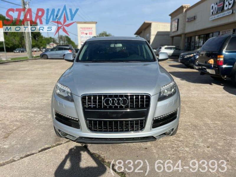 Audi Q7 2015 price $13,300