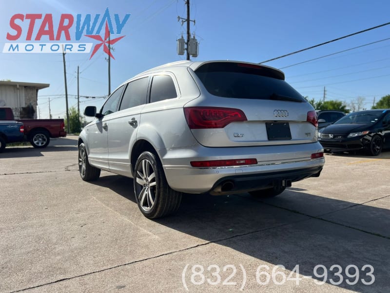 Audi Q7 2015 price $13,300