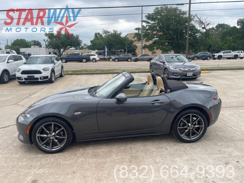 Mazda MX-5 Miata 2016 price $15,245