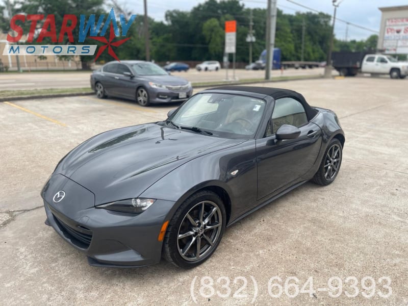 Mazda MX-5 Miata 2016 price $15,245