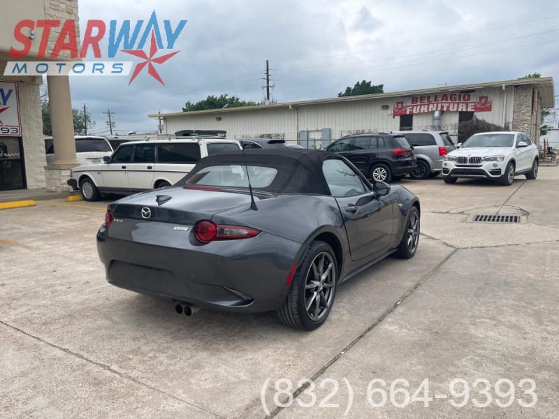 Mazda MX-5 Miata 2016 price $15,245