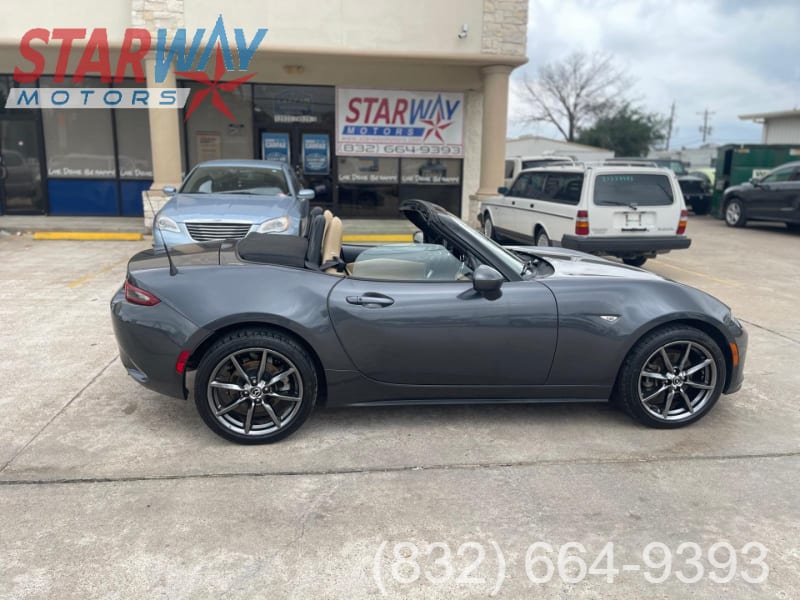 Mazda MX-5 Miata 2016 price $15,245