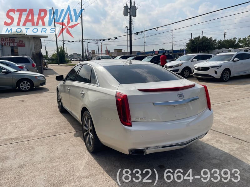 Cadillac XTS 2013 price $12,900