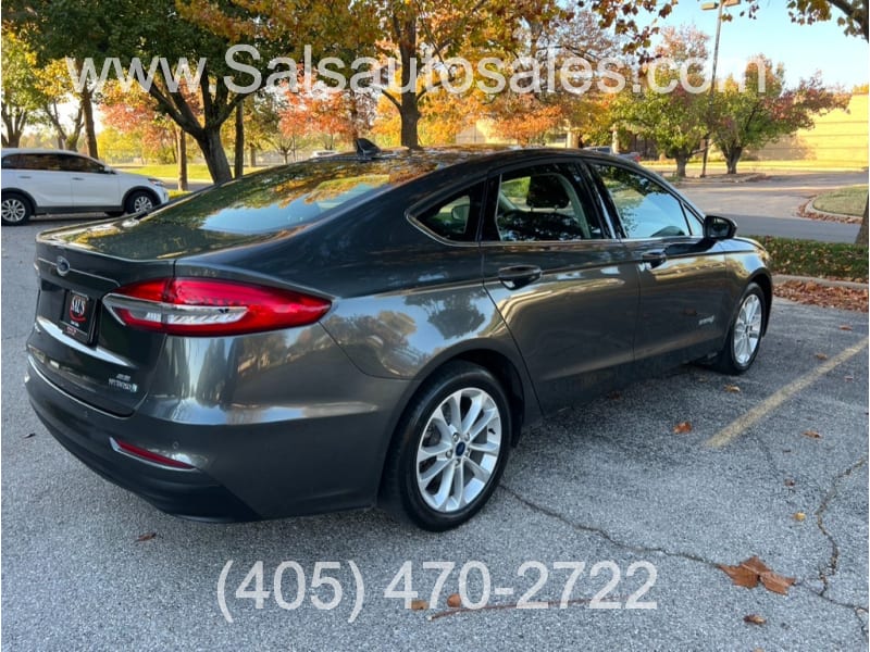 Ford Fusion Hybrid 2019 price $13,995