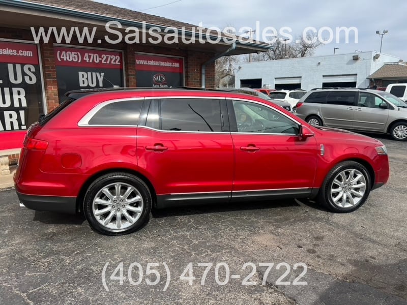 Lincoln MKT 2010 price $8,995