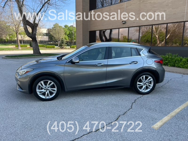 Infiniti QX30 2017 price $16,995