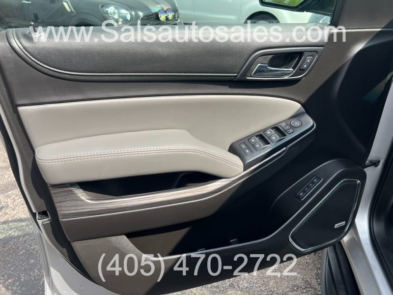 Chevrolet Suburban 2017 price $18,995
