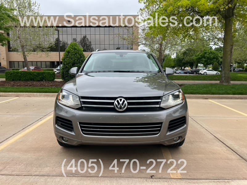Volkswagen Touareg 2013 price $9,995