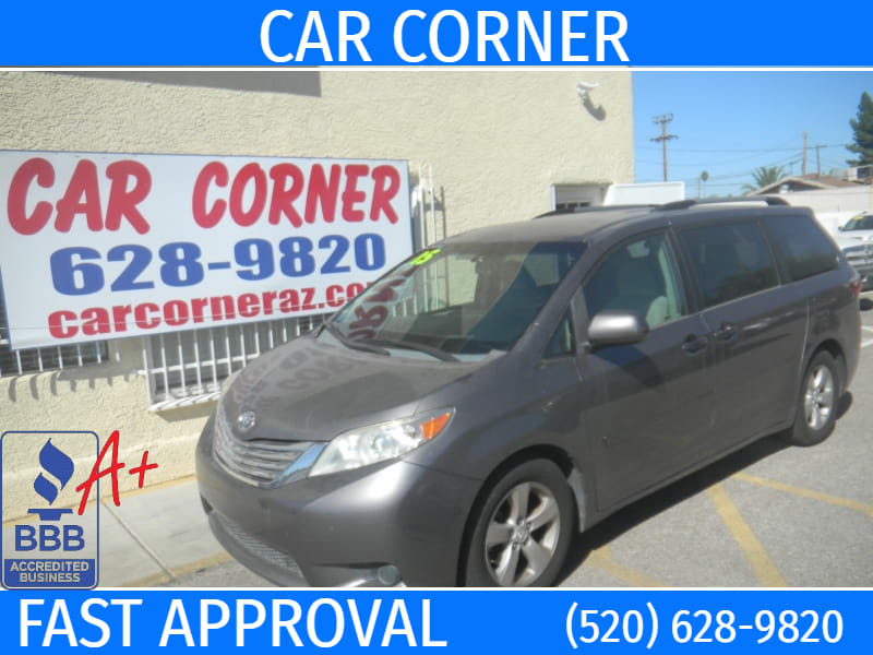 Toyota Sienna 2015 price $14,792