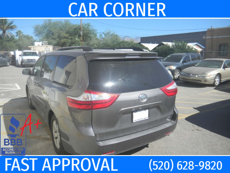 Toyota Sienna 2015 price $14,792